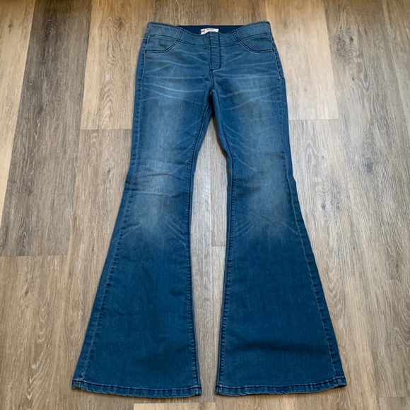 Free People Pants - Free People Pull-On Flare Jeans